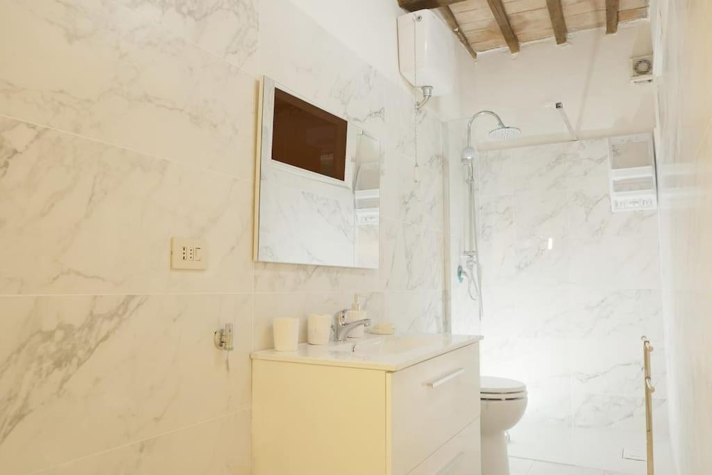 La Casa Nel Borgo Medievale * Passignano sul Trasimeno